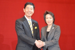 䂭`Z~i[